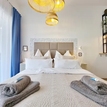 App Coba-40m Zum Meer, Terrasse, Parkplatz, 50 Zoll Smart Tv Apartmán *