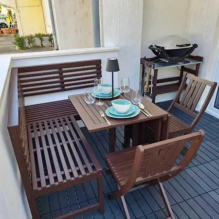 App Coba-40m Zum Meer, Terrasse, Parkplatz, 50 Zoll Smart Tv